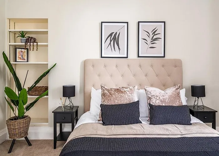 Brand New Listing Beautiful 2 Bedroom Apartment